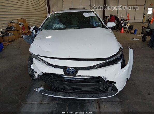 JTDBCMFEXPJ011750 2023 TOYOTA LL White Widok deski rozdzielczej