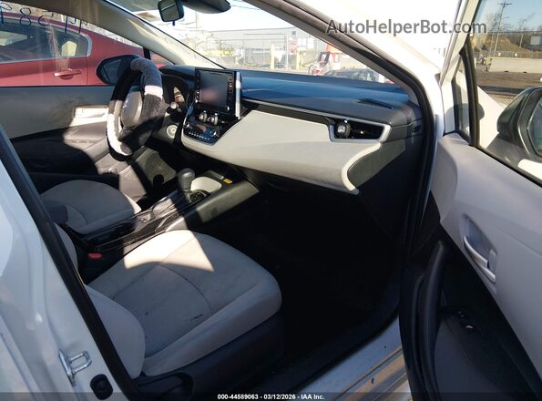 JTDEPRAE5LJ063383 2020 TOYOTA LL White Front interior view