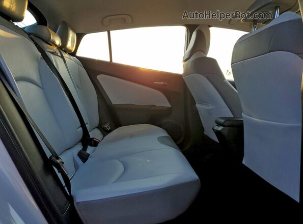 JTDKAMFP1M3169028 2021 TOYOTA PRIUS Белый Вид задних сидений