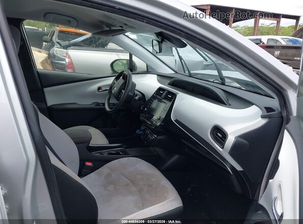 JTDKAMFU2M3134617 2021 TOYOTA LE Silver Սալոնի դիմացի տեսք