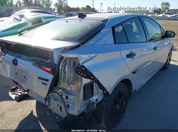 JTDKAMFU7N3171308 2022 TOYOTA PRIUS Silver Vista tres cuartos delantera izquierda