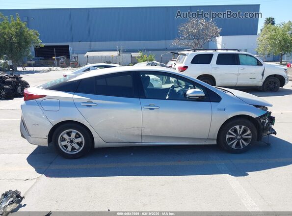 JTDKARFP2J3077595 2018 TOYOTA PRIUS PRIME Silver სალონის 360-გრადუსიანი ხედი