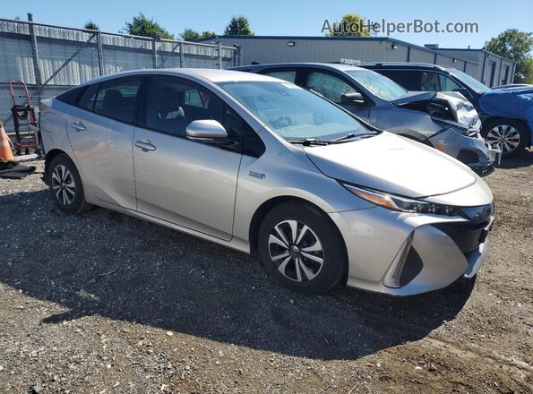 JTDKARFP7H3050709 2017 TOYOTA PRIUS Silver Delantero derecho