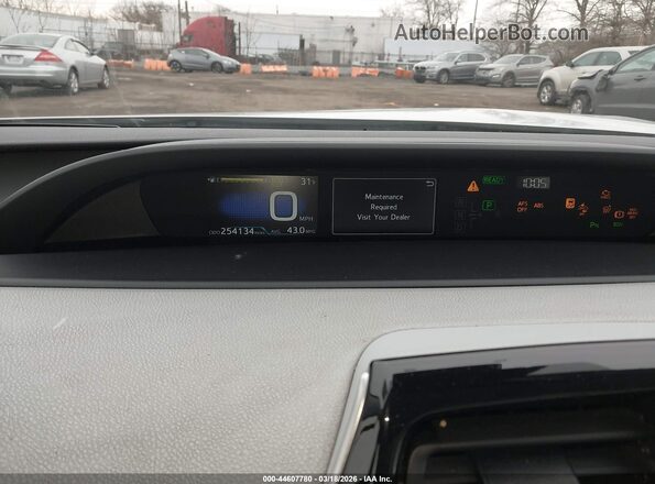 JTDL9RFUXK3007007 2019 TOYOTA LE Silver 