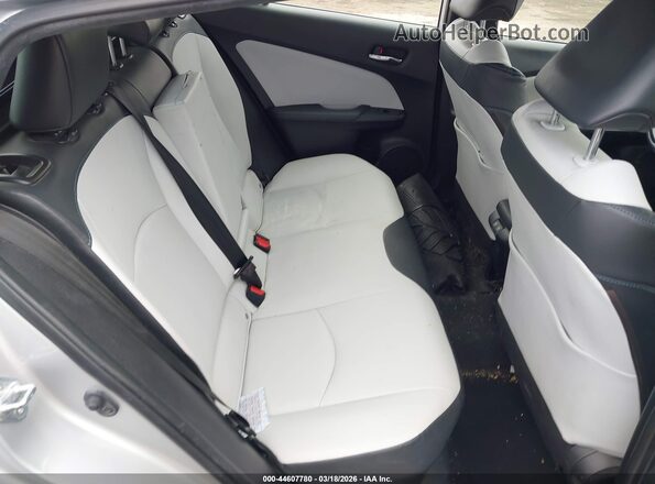 JTDL9RFUXK3007007 2019 TOYOTA LE Silver 