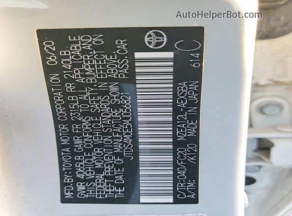 JTDS4MCE5MJ056821 2021 TOYOTA LL White Engine compartment view