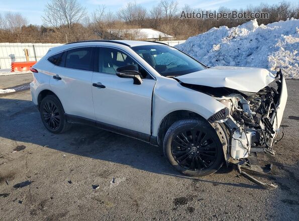 JTEAAAAH2RJ184582 2024 TOYOTA VENZA White Front right
