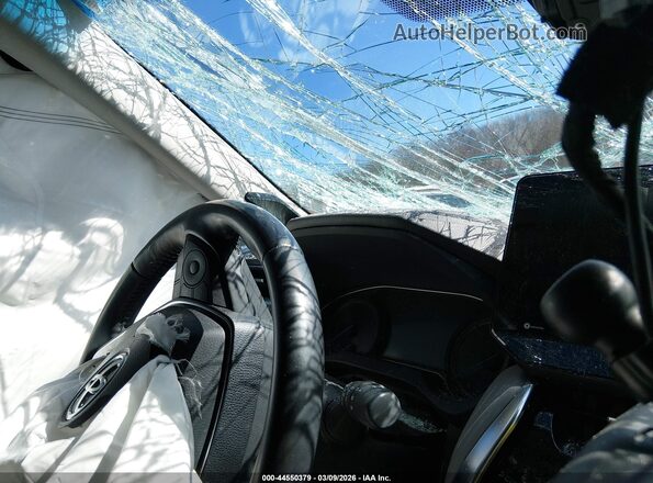 JTEAAAAHXMJ014057 2021 TOYOTA LIMITED White Вид задніх сидінь