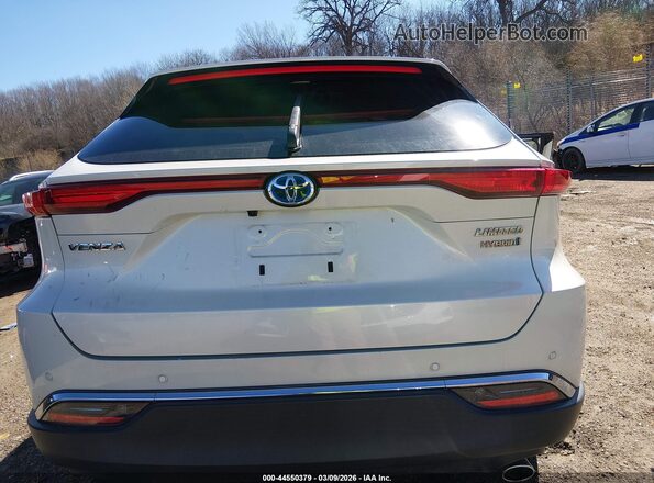 JTEAAAAHXMJ014057 2021 TOYOTA LIMITED White 