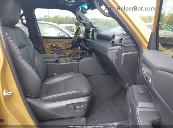 JTEABFAJ6RK008237 2024 TOYOTA LAND CRUISER Yellow Vista interior delantera