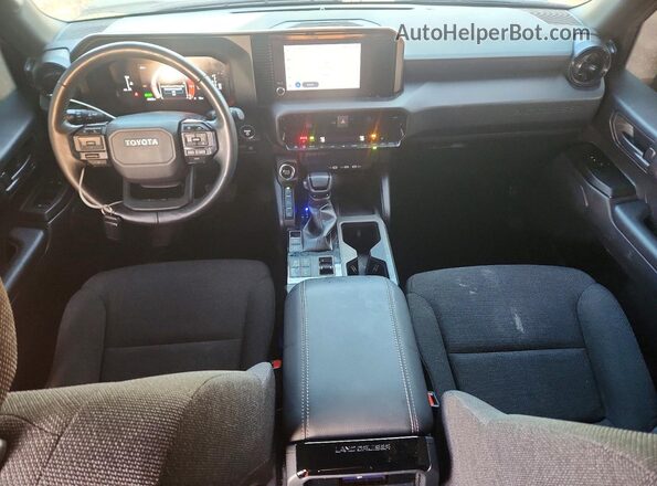 JTEABFAJ8RK010331 2024 TOYOTA LAND Tan Widok deski rozdzielczej