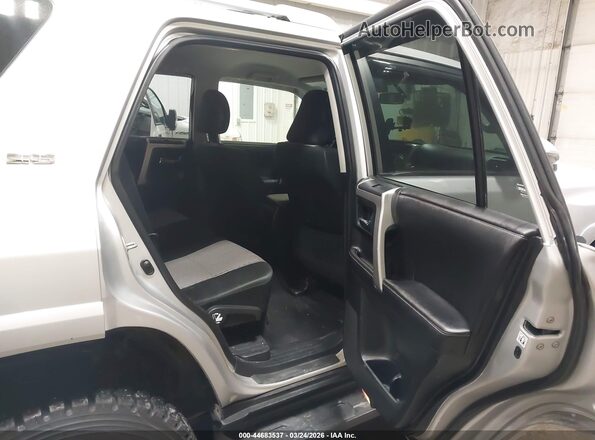 JTEBU5JR0H5442875 2017 TOYOTA 4RUNNER Gray 