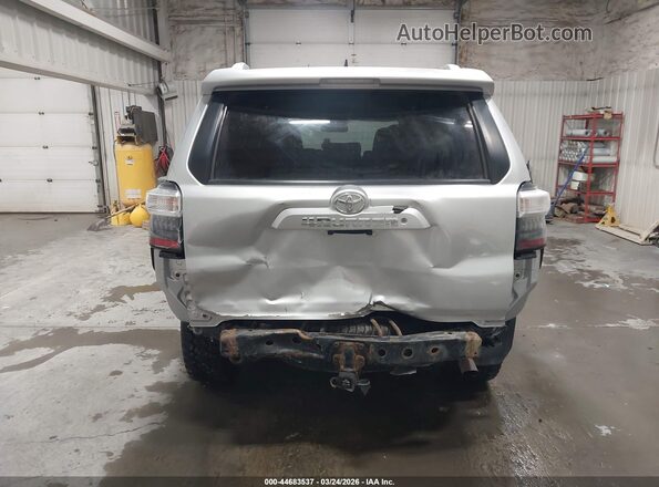 JTEBU5JR0H5442875 2017 TOYOTA 4RUNNER Gray 
