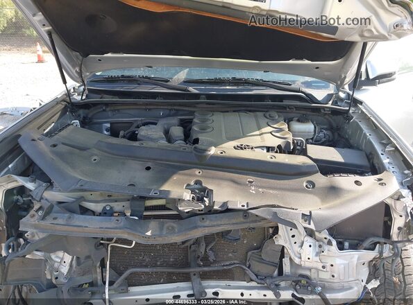 JTEBU5JR7G5366182 2016 TOYOTA 4RUNNER Silver Вид ззаду