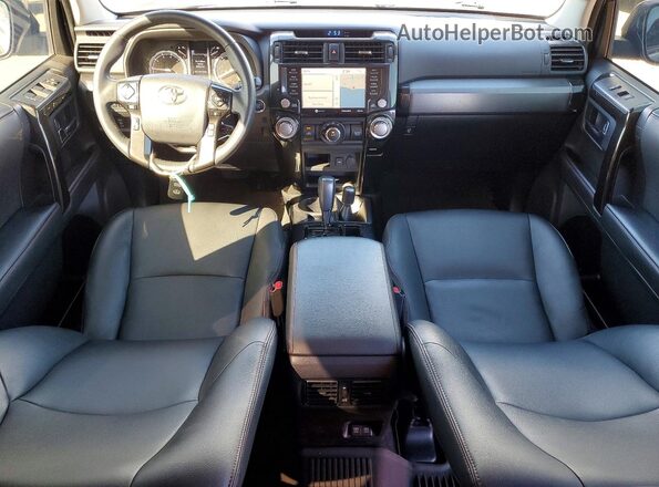 JTEHU5JR3M5840070 2021 TOYOTA 4RUNNER Gray წინა პანელის ხედი