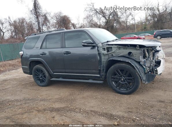 JTEJU5JR3M5867500 2021 TOYOTA 4RUNNER Gray Սալոնի 360 աստիճան տեսք