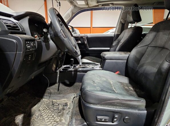 JTELU5JRXM5913896 2021 TOYOTA 4RUNNER Green წინა სალონის ხედი