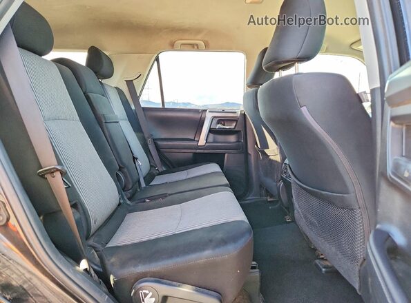 JTEMU5JR6M5900177 2021 TOYOTA 4RUNNER Black Widok wnętrza z tyłu