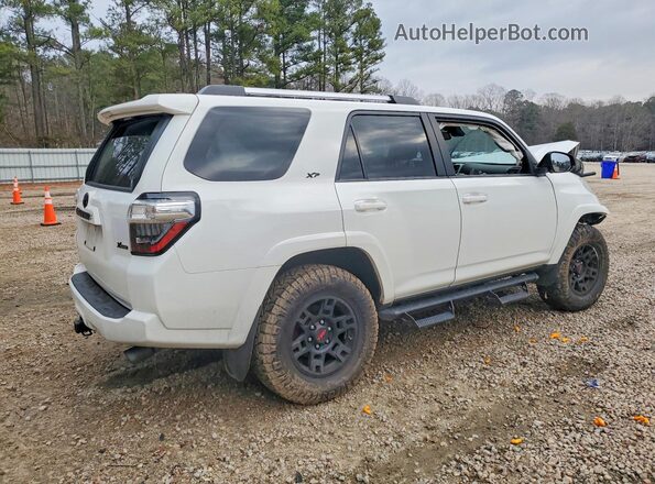 JTEMU5JR7N6066920 2022 TOYOTA 4RUNNER White Задня права чверть