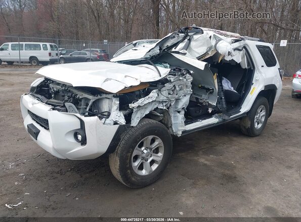 JTEMU5JR8P6106912 2023 TOYOTA 4RUNNER Белый Передняя левая четверть