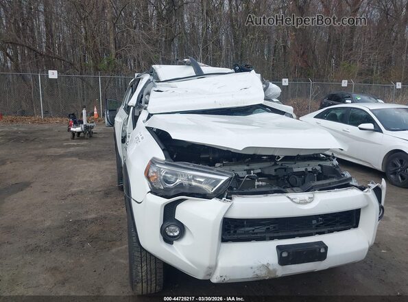 JTEMU5JR8P6106912 2023 TOYOTA 4RUNNER Белый 