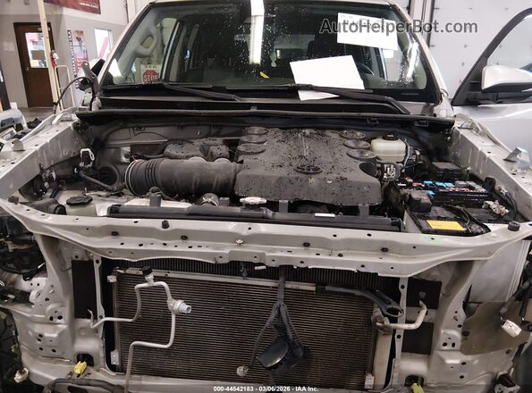JTENU5JRXM5930111 2021 TOYOTA 4RUNNER Silver Вид ззаду