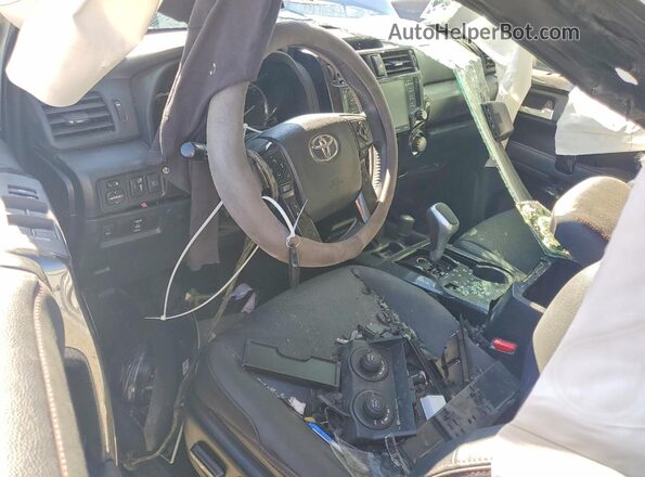 JTERU5JR2M5883139 2021 TOYOTA 4RUNNER Silver Vista del salpicadero