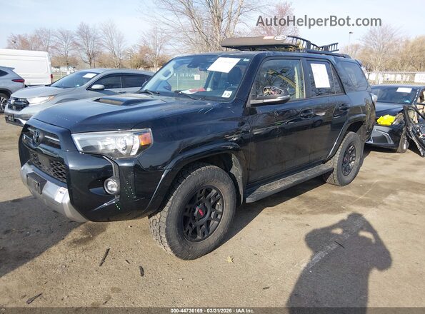 JTERU5JR6M5900637 2021 TOYOTA 4RUNNER Черный Передняя левая четверть