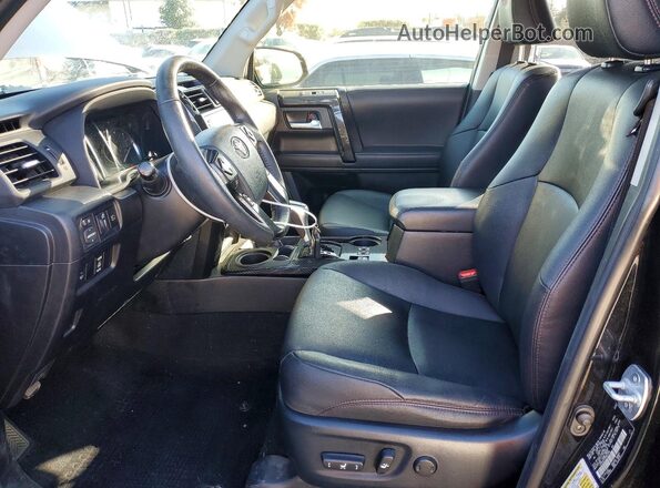 JTERU5JR7M5873495 2021 TOYOTA 4RUNNER Black Вид салону спереду
