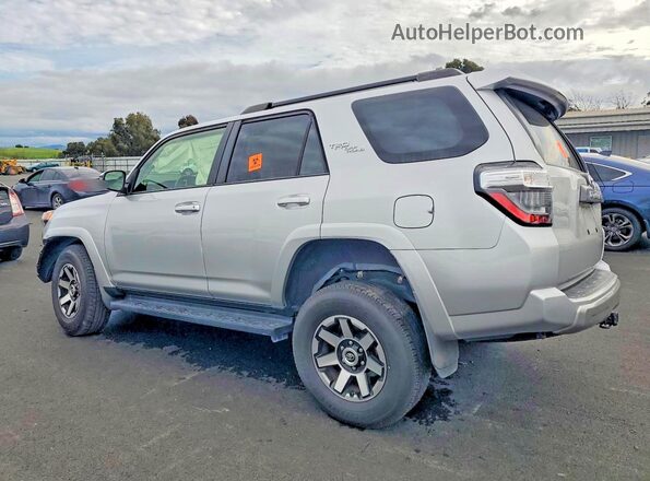 JTERU5JR9M5872607 2021 TOYOTA 4RUNNER Silver Հետևի ձախ