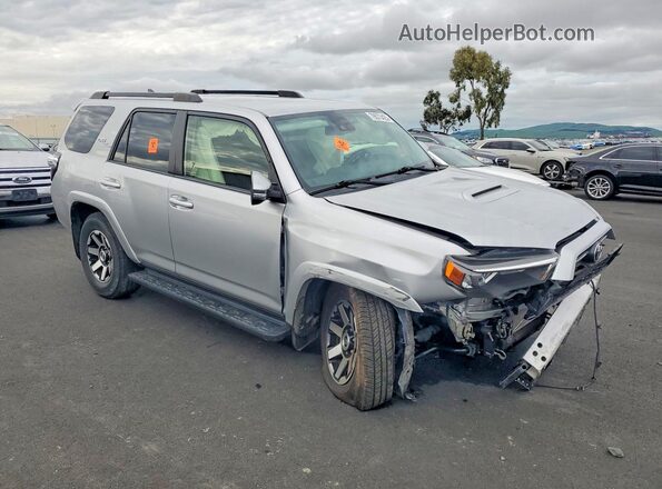 JTERU5JR9M5872607 2021 TOYOTA 4RUNNER Silver Առջևի աջ