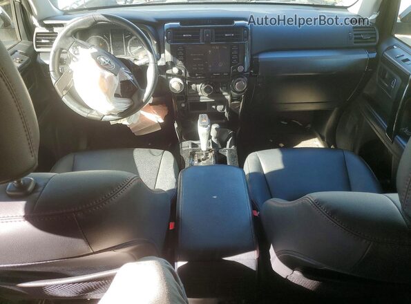 JTERU5JR9M5872607 2021 TOYOTA 4RUNNER Silver Առջևի վահանակի տեսք