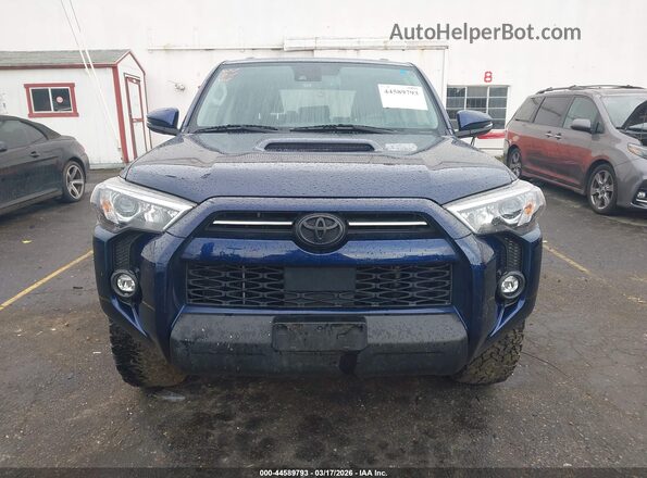 JTERU5JRXM5884653 2021 TOYOTA 4RUNNER Blue Вид задньої частини салону