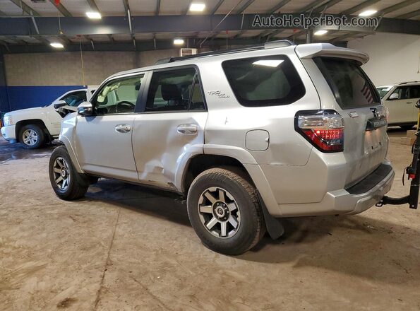 JTERU5JRXR6289349 2024 TOYOTA 4RUNNER Silver Հետևի ձախ