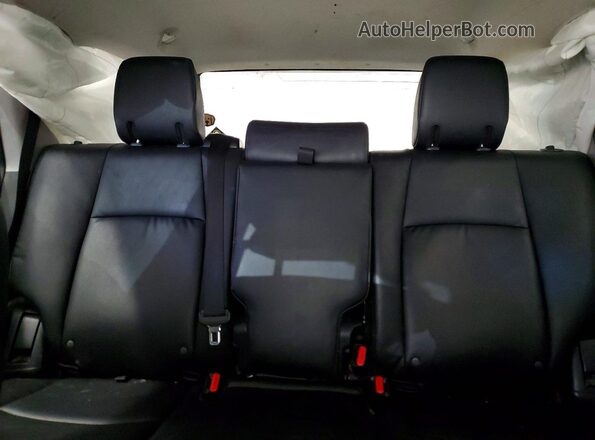 JTESU5JR5N6019182 2022 TOYOTA 4RUNNER Белый Вид задних сидений