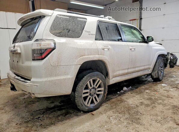 JTESU5JR5N6019182 2022 TOYOTA 4RUNNER Белый Задняя правая четверть
