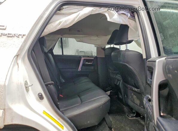JTESU5JR5N6019182 2022 TOYOTA 4RUNNER Белый Вид задней части салона