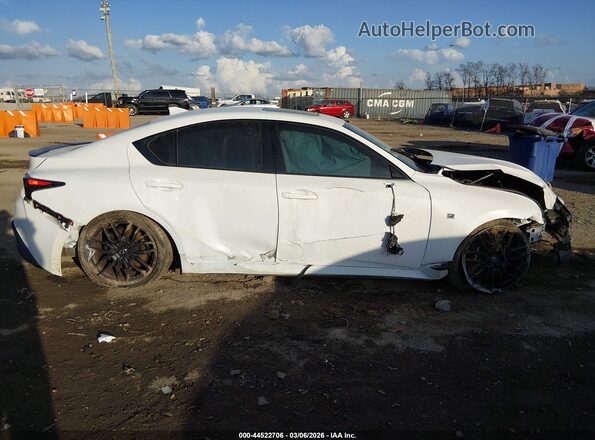 JTHAP1D21P5002577 2023 LEXUS IS 500 White Widok wnętrza z tyłu