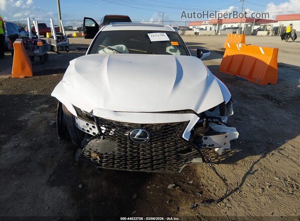JTHAP1D21P5002577 2023 LEXUS IS 500 White Widok zestawu wskaźników