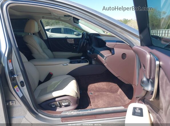 JTHB5LFF9J5004798 2018 LEXUS LS 500 Silver Widok wnętrza z przodu