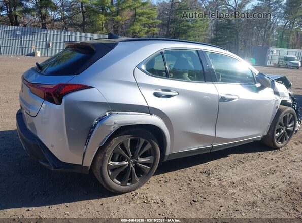 JTHB9JBH2P2067476 2023 LEXUS UX 250H Silver Widok wnętrza z tyłu