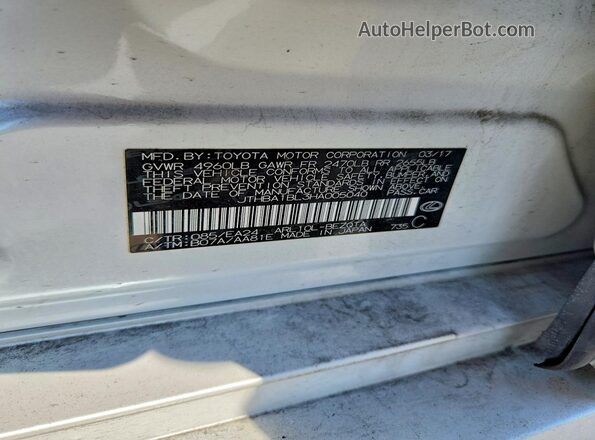 JTHBA1BL3HA005040 2017 LEXUS GS White Engine compartment view