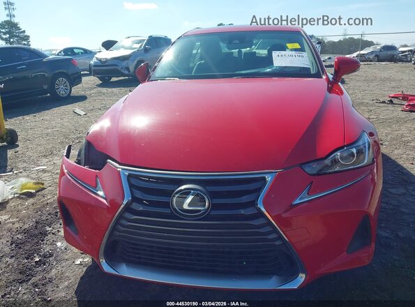 JTHBA1D21H5048286 2017 LEXUS IS 200T Red Widok wnętrza z tyłu