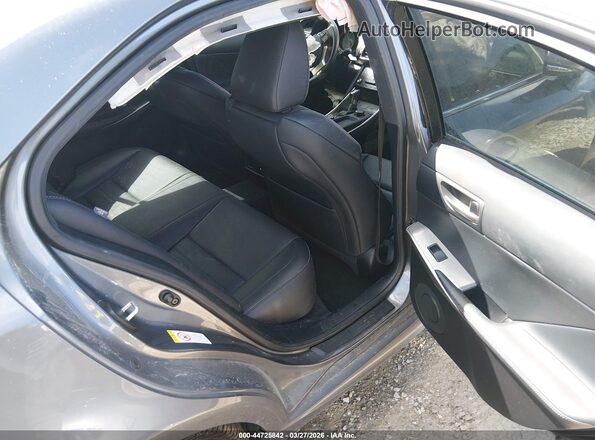 JTHBA1D25J5078641 2018 LEXUS IS 300 Gray Vista de la etiqueta del VIN