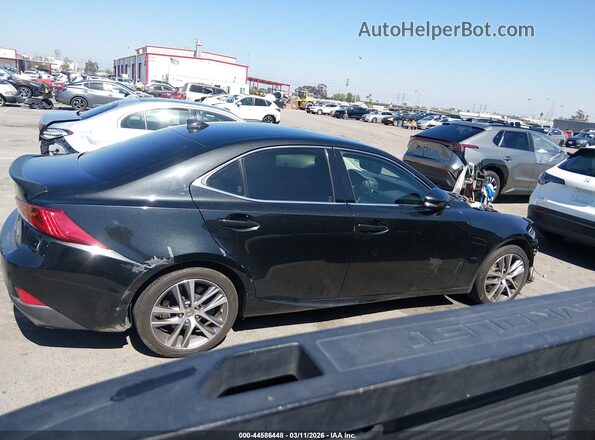 JTHBA1D25J5080020 2018 LEXUS IS 300 Черный Вид щитка приборов