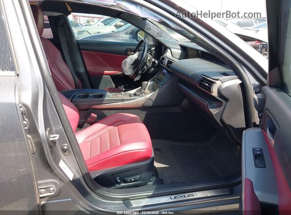 JTHBA1D28H5044106 2017 LEXUS IS 200T Gray Вид салону спереду