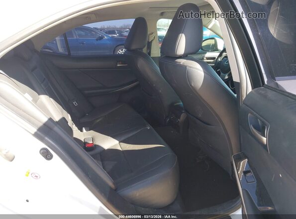 JTHBA1D28H5053565 2017 LEXUS IS 200T White Vista de la etiqueta del VIN