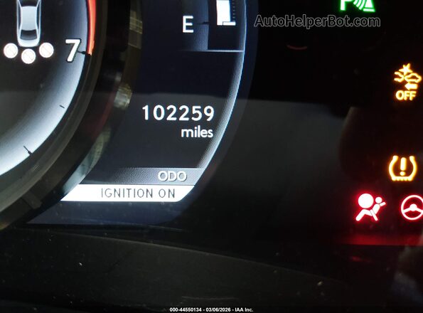JTHBA1D2XJ5078876 2018 LEXUS IS 300 White 