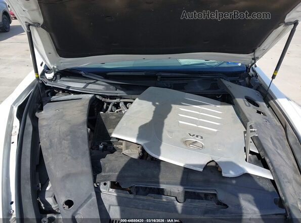 JTHBL5EF4G5139702 2016 LEXUS LS 460 White Rear view