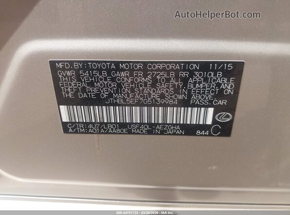 JTHBL5EF7G5139984 2016 LEXUS LS 460 Silver Widok komory silnika